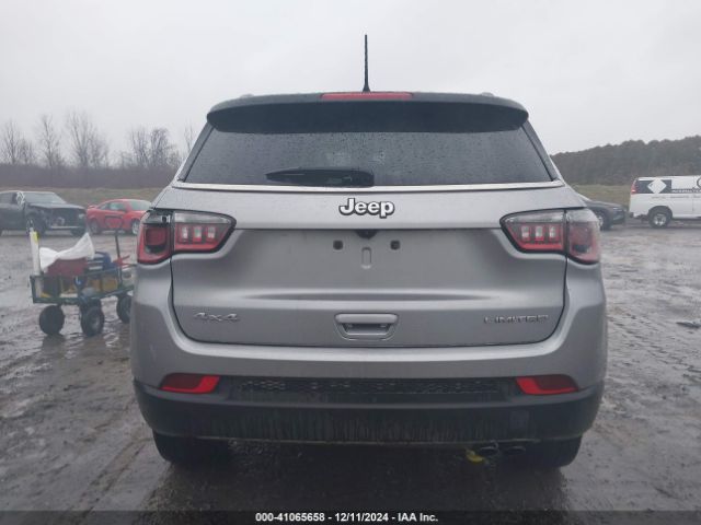 3C4NJDCB0NT203665 Jeep Compass Limited 4x4