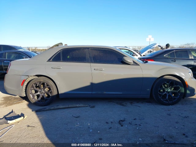 Chrysler 300 300s 2019 2C3CCABGXKH548837 Image 13