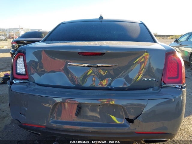 Chrysler 300 300s 2019 2C3CCABGXKH548837 Image 16