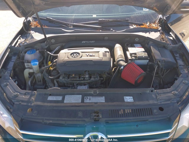 1VWBS7A3XEC079572 Volkswagen Passat 1.8t Sport