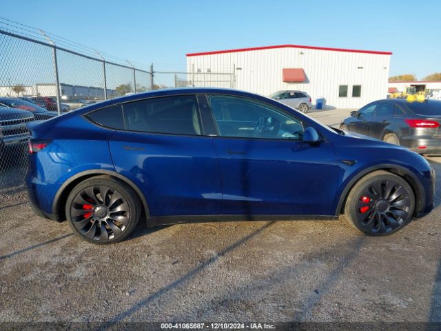 7SAYGDEF4RA271404 Tesla Model Y Performance Dual Motor All-wheel Drive