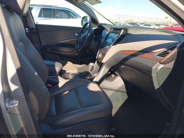 Hyundai Santa Fe Se Ultimate 2017 KM8SR4HF4HU215508 Image 5
