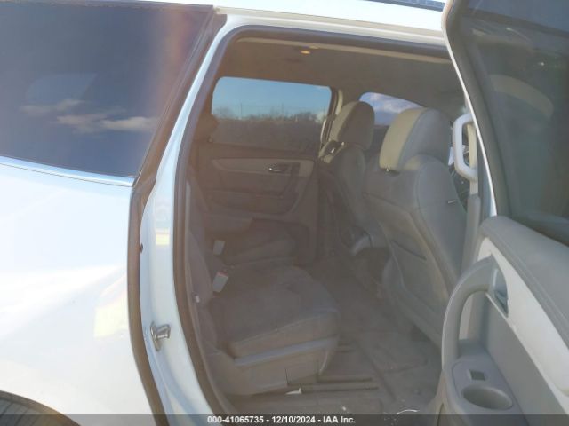 1GNKRHKD2HJ114429 Chevrolet Traverse 2lt