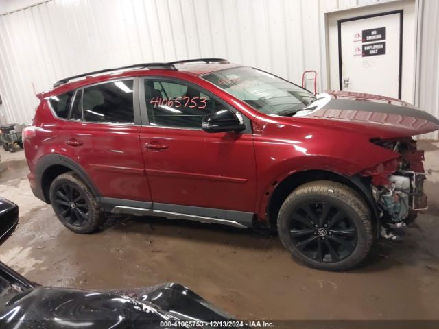 2T3RFREV3JW739620 Toyota Rav4 Adventure/xle