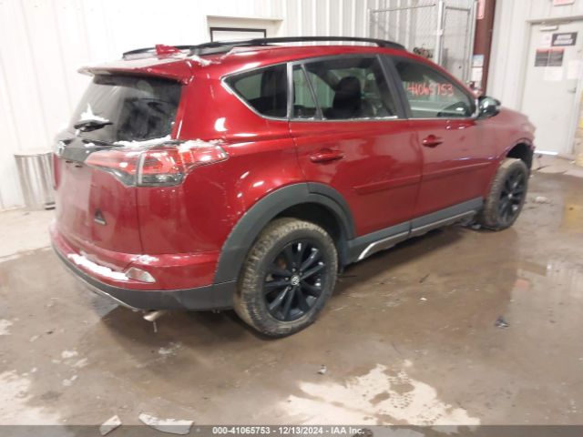2T3RFREV3JW739620 Toyota Rav4 Adventure/xle