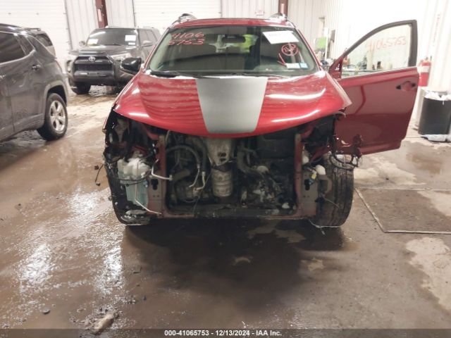 2T3RFREV3JW739620 Toyota Rav4 Adventure/xle