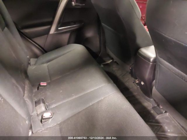 2T3RFREV3JW739620 Toyota Rav4 Adventure/xle