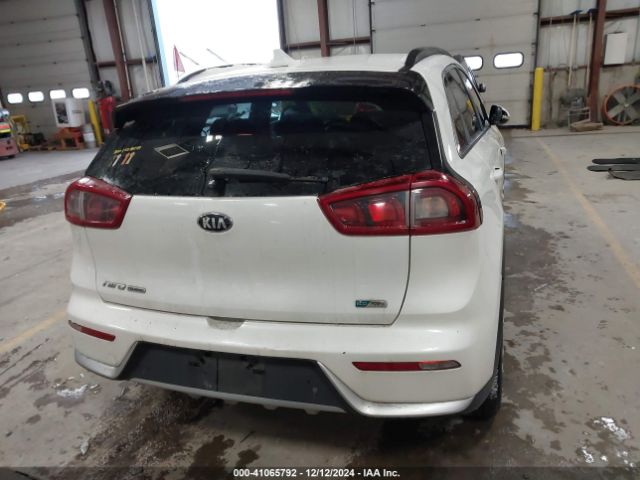 KNDCC3LC0H5065490 KIA NIRO EX