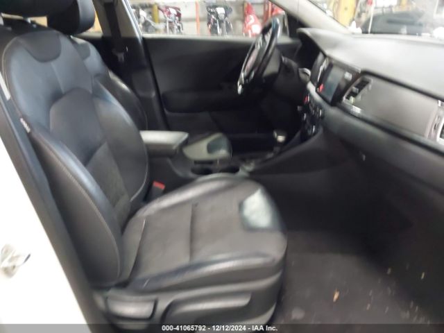 KNDCC3LC0H5065490 KIA NIRO EX