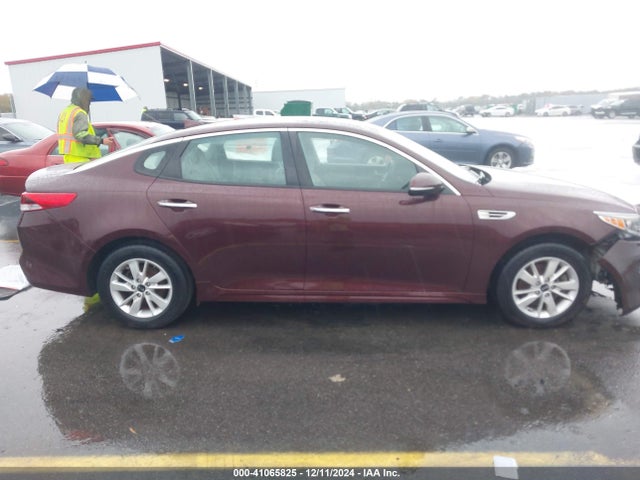 KIA Optima Lx 2018 5XXGT4L30JG232584 Image 13
