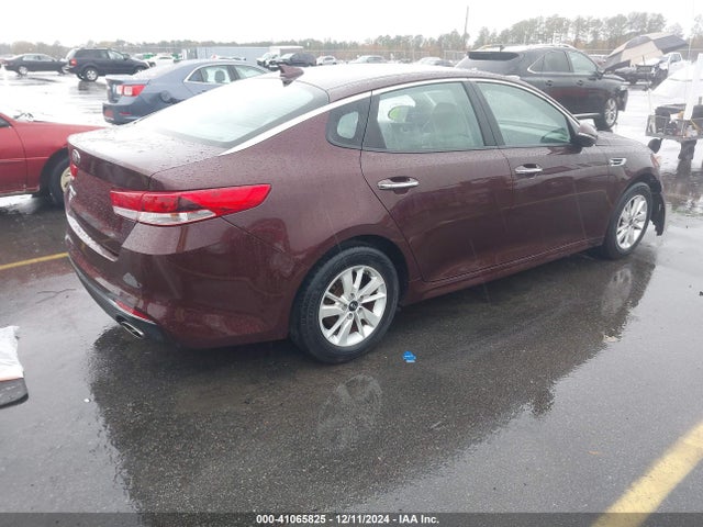 KIA Optima Lx 2018 5XXGT4L30JG232584 Image 4