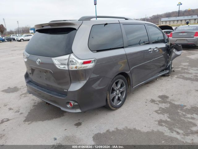 5TDXZ3DC2HS887099 Toyota Sienna Se 8 Passenger