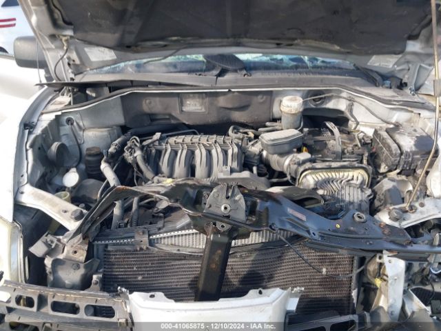 2004 MITSUBISHI ENDEAVOR 4A4MM21SX4E018878 Photo 9