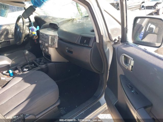 2004 MITSUBISHI ENDEAVOR 4A4MM21SX4E018878 Photo 4