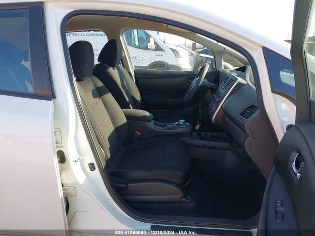 1N4BZ0CP1HC304042 Nissan LEAF S