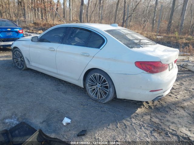 WBAJE7C39HWA03685 BMW 540i Xdrive