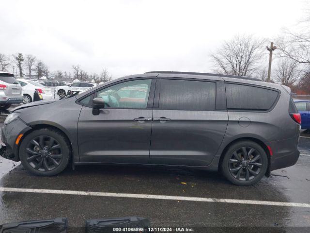 2C4RC1FG3KR593371 Chrysler Pacifica Touring Plus