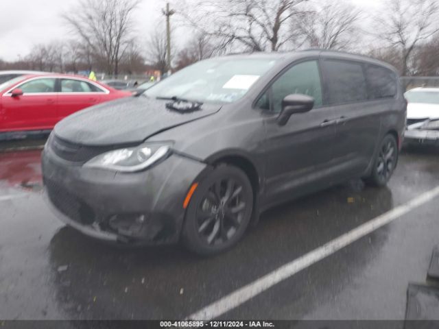 2C4RC1FG3KR593371 Chrysler Pacifica Touring Plus