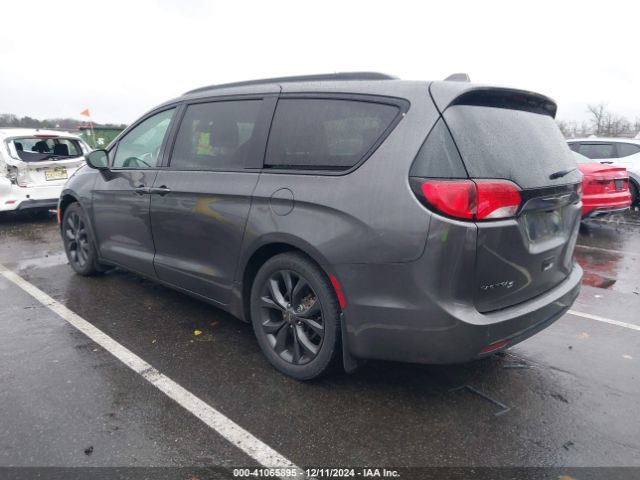 2C4RC1FG3KR593371 Chrysler Pacifica Touring Plus