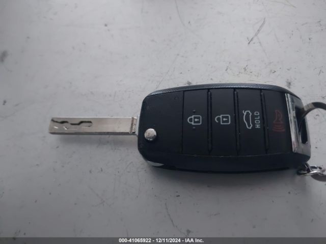 5XXGT4L30KG336770 KIA gdi