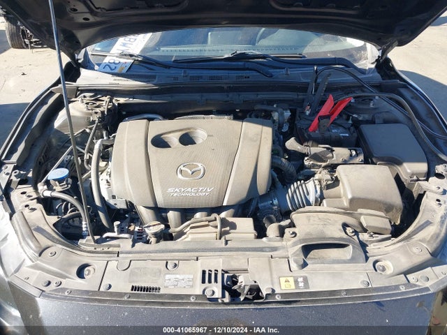 3MZBN1L32JM273992 Mazda Mazda3 Touring