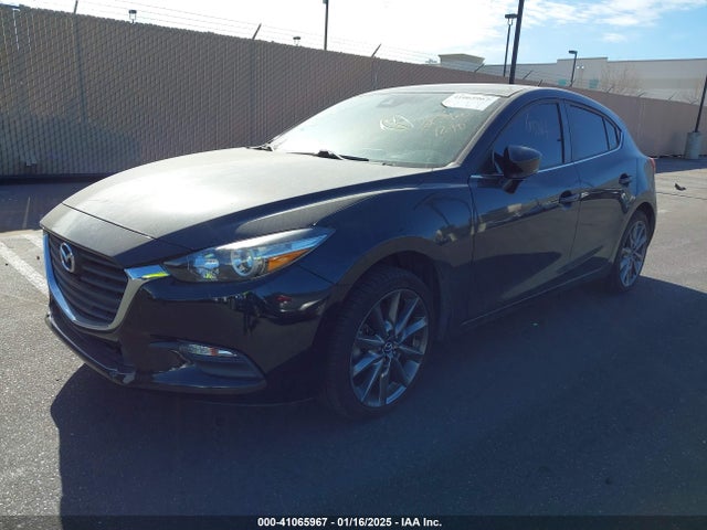 3MZBN1L32JM273992 Mazda Mazda3 Touring