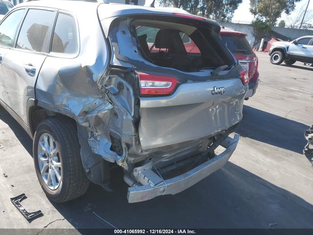 Jeep Cherokee Latitude 2016 1C4PJLCB3GW161198 Image 6