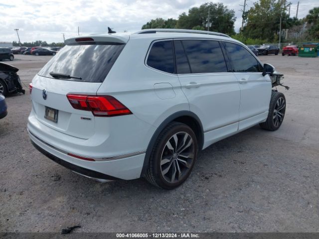 2020 VOLKSWAGEN TIGUAN 3VV4B7AX6LM115379 Photo 3