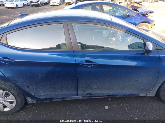 Hyundai ELANTRA SE 2016 5NPDH4AE0GH685500 Image 12