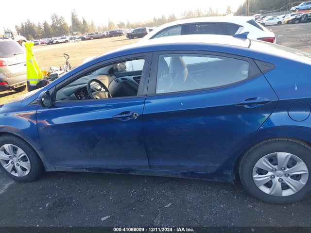 Hyundai ELANTRA SE 2016 5NPDH4AE0GH685500 Image 13
