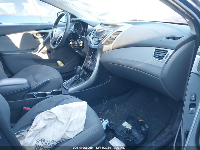 Hyundai ELANTRA SE 2016 5NPDH4AE0GH685500 Image 5