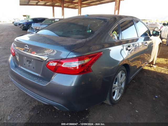 1N4BL3AP4HC200571 Nissan Altima 3.5 Sl