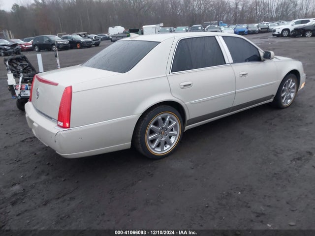 2011 CADILLAC DTS 1G6KH5E69BU116100 Photo 3