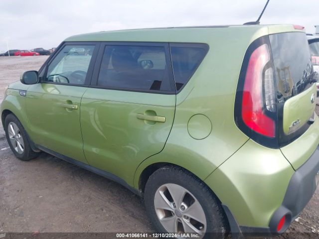 KNDJN2A23G7827297 KIA Soul