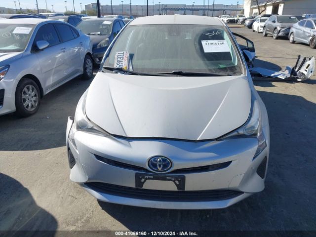 JTDKBRFU2H3048546 Toyota Prius Two