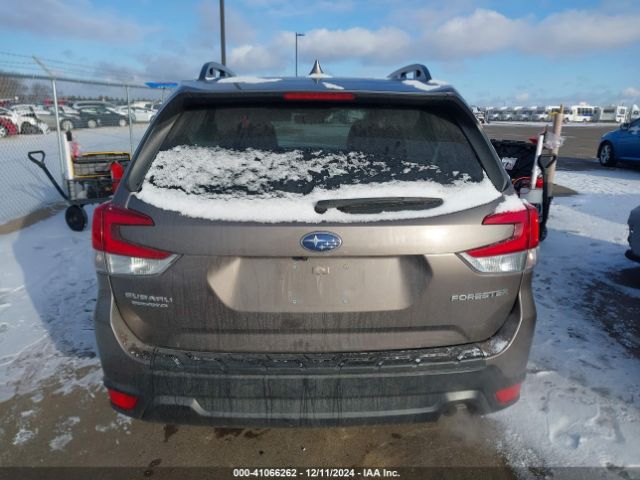 JF2SKAEC8NH434074 Subaru Forester Premium