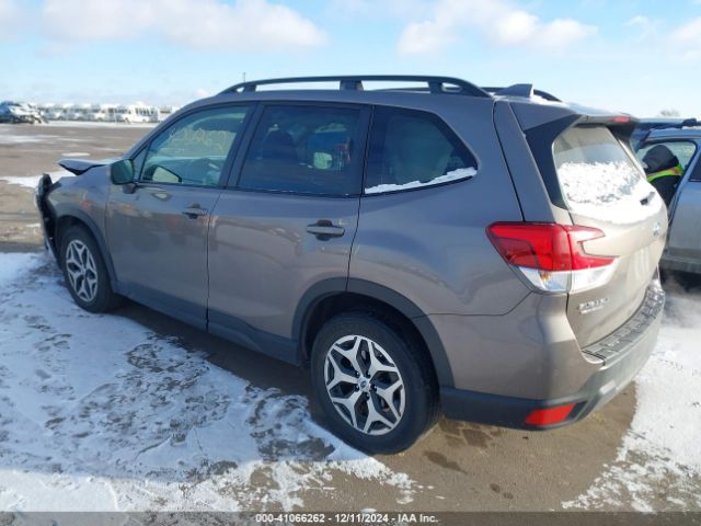 JF2SKAEC8NH434074 Subaru Forester Premium