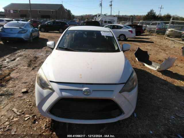 3MYDLBZV3GY122324 Scion IA