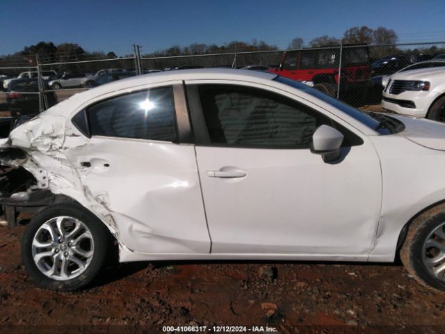 3MYDLBZV3GY122324 Scion IA