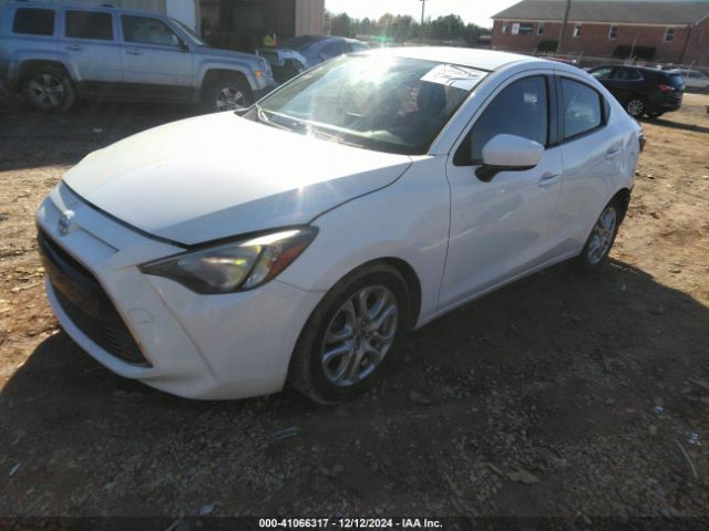 3MYDLBZV3GY122324 Scion IA