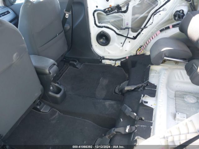 3CZRU6H50NM712182 Honda Hr-v Awd Ex