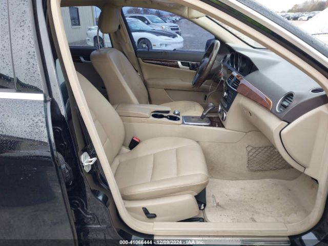 WDDGF4HB3EA936356 Mercedes-Benz C 250 Luxury/sport