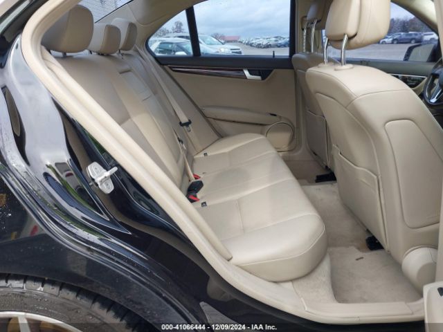 WDDGF4HB3EA936356 Mercedes-Benz C 250 Luxury/sport
