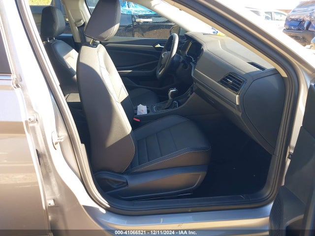 Volkswagen Jetta 1.5t Se 2024 3VW7M7BU1RM084199 Image 5