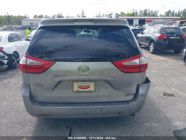 5TDKK3DC7FS662737 Toyota Sienna Le 8 Passenger