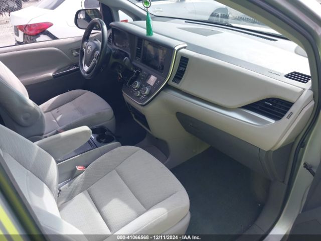 5TDKK3DC7FS662737 Toyota Sienna Le 8 Passenger