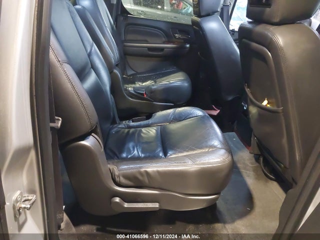 2011 CADILLAC ESCALADE ESV 1GYS4HEF6BR386392 Photo 7