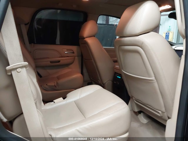 2011 CADILLAC ESCALADE 1GYS4CEF8BR299998 Photo 7