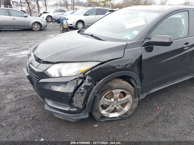 Honda HR-V LX 2017 3CZRU6H38HG710083 Image 6