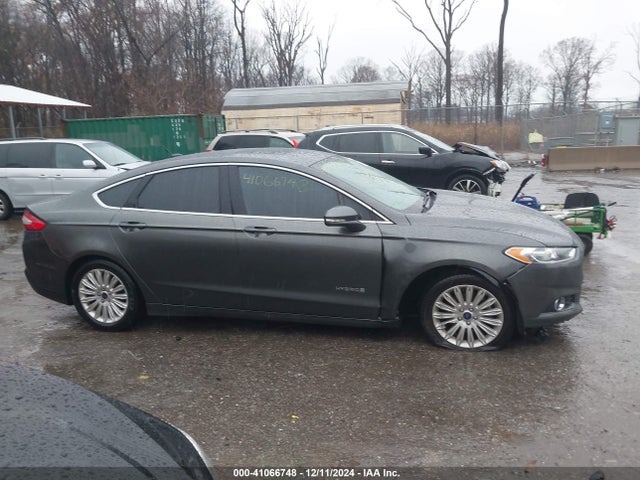 Ford Fusion Hybrid Se 2016 3FA6P0LU1GR305379 Image 13